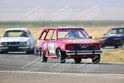 media/Sep-29-2024-24 Hours of Lemons (Sun) [[6a7c256ce3]]/Sunrise (1115a-1130a)/